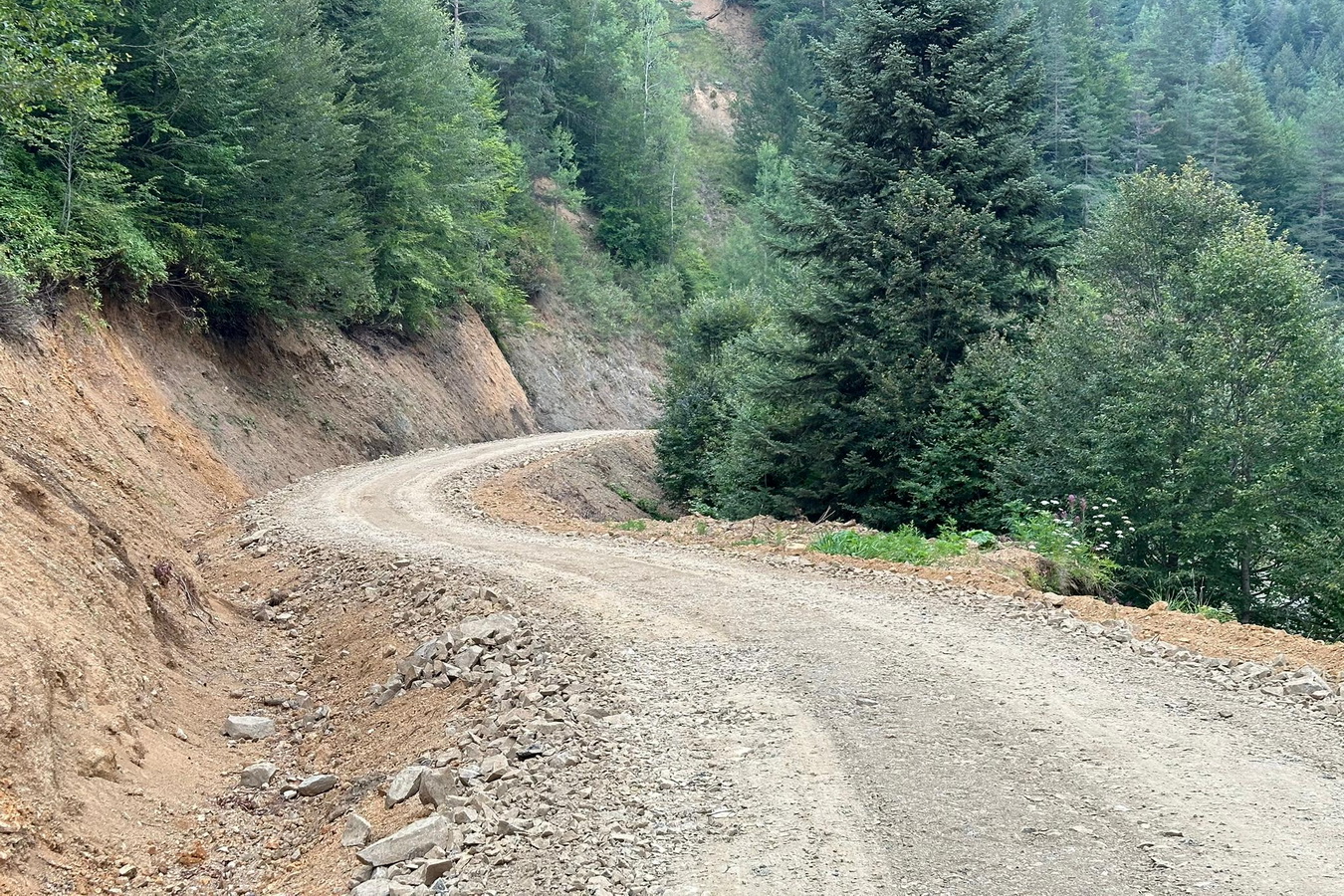 20 kilometre orman yolu üst yapısı tamamlandı