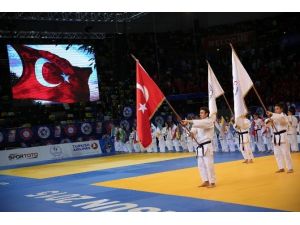 Bakan Kılıç, Samsun Grand Prix’in Seremonisine Katıldı