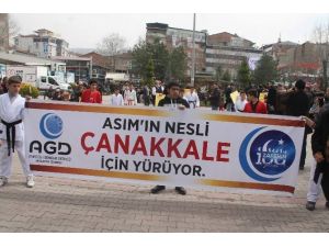 Anadolu Gençlik Derneği ’Çanakkale Ümmet Yürüyüşü’ Düzenledi