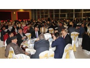 AK Parti’den Aday Adayları Tanıtım Toplantısı
