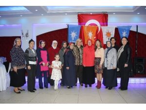 AK Partili Hanımlar Kemerçeşmeli Kadınlarla Buluştu
