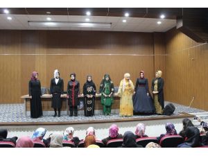 Mardin Müftülüğü’nden Kadınlara Konferans Ve Tiyatro Gösterimi