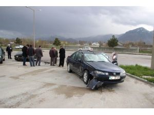 Seydişehir’de Trafik Kazası Ucuz Atlatıldı