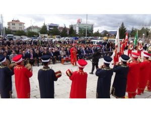 Erzincan Belediyesi 2015 Yılı 35 Milyon TL’lik Yatırım Projelerinin Açılış Kurdalesini Kesti