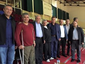 KKTC Başbakanı Özkan Yorgancıoğlu, Yalova Ortopedikler Spor Kulübü’nü Tebrik Etti