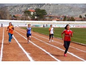 Gençler Puanlı Atletizm Yarışmaları Tamamlandı