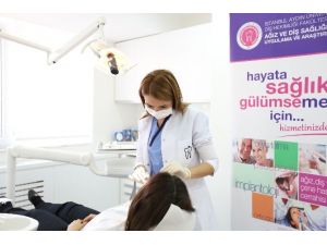 Zirkonyum Dişler Estetik Bir Gülüş Sağlayacak