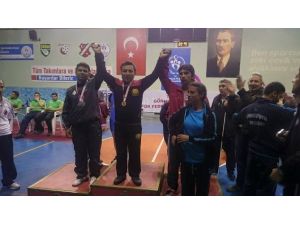 Eskişehirli Görme Engelli Sporcunun Halter Şampiyonasındaki Başarısı