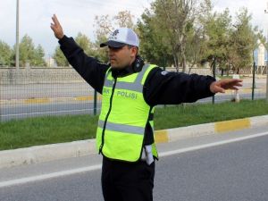 ‘Yaka Kameralı’ Trafik Uygulaması