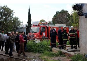 Suriyeli Ailenin Evi Yangında Kül Oldu