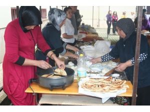 Reyhanlı’da Öğrenciler Yararına Kermes