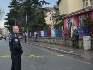 Unutulan Okul Çantası Polisi Harekete Geçirdi