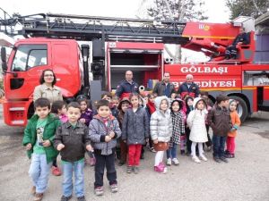 Anaokulu Öğrencileri İtfaiyeyi Ziyaret Etti