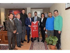 Erzurum’da Basketbol Şöleni