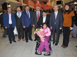 Orhangazi Belediyesi, Otizmli Çocuklar Ve Aileleriyle Bir Araya Geldi