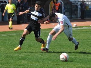 Mehmet Murat Uçar Oynuyor Aydınspor 1923 Uçuyor