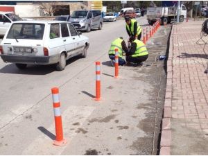 Elazığ’da Da Adliye Önünde Araçlar İçin Tedbir Alındı