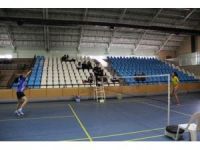 Gençler Badminton Şampiyonası Başladı