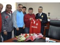 Dardanelspor’dan Çevik Kuvvete Ziyaret