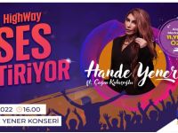 Hande Yener Highway Outlet'de