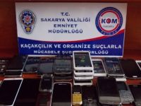 Sakarya’da 451 Adet Kaçak Cep Telefonu Ele Geçirildi